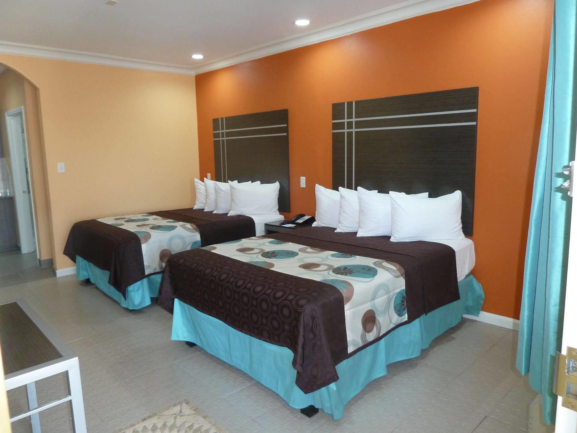 Americas Best Value Inn & Suites - Houston/Hwy 6 & Westpark Mission Bend Buitenkant foto